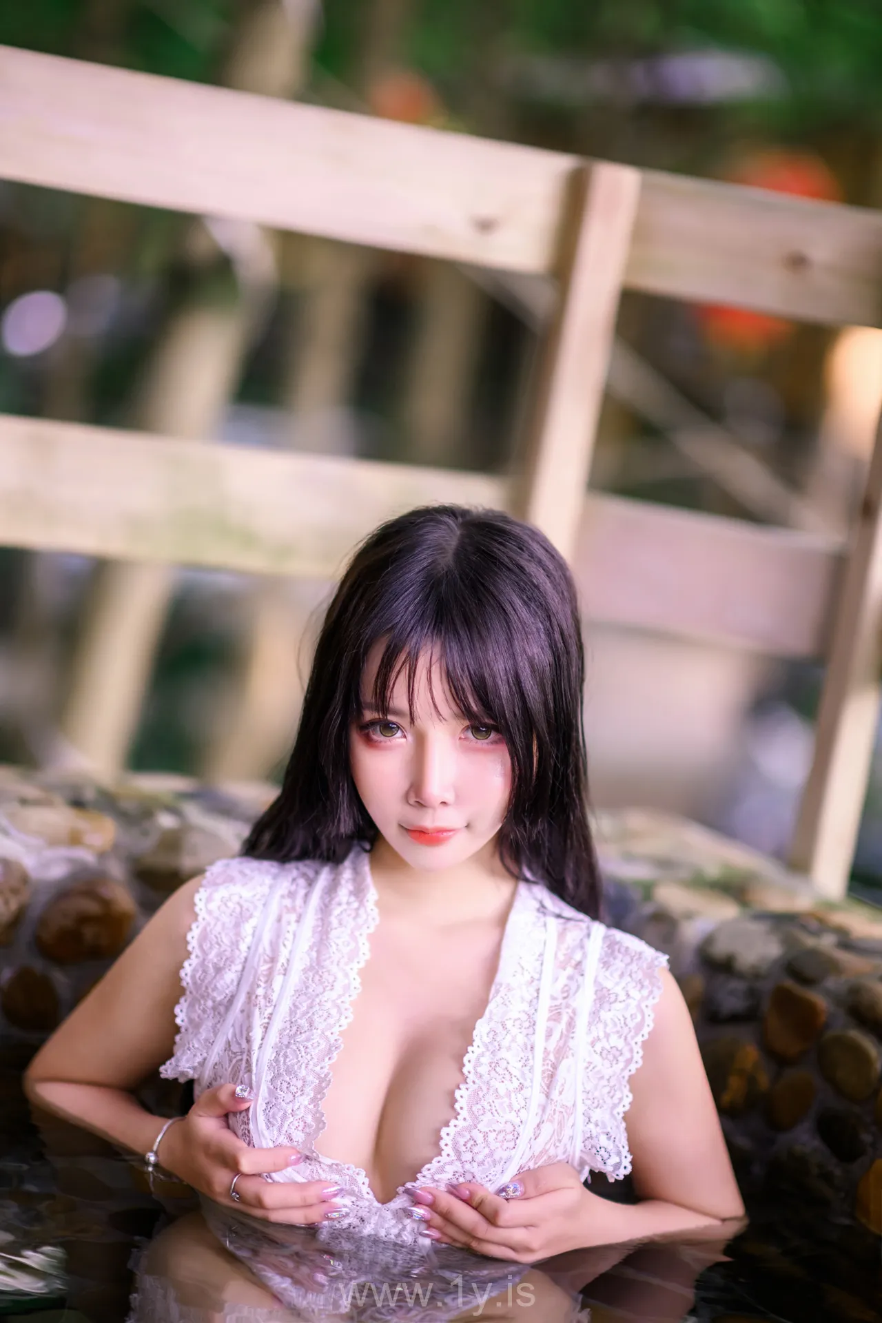 抱走莫子 VOL.25 写真本