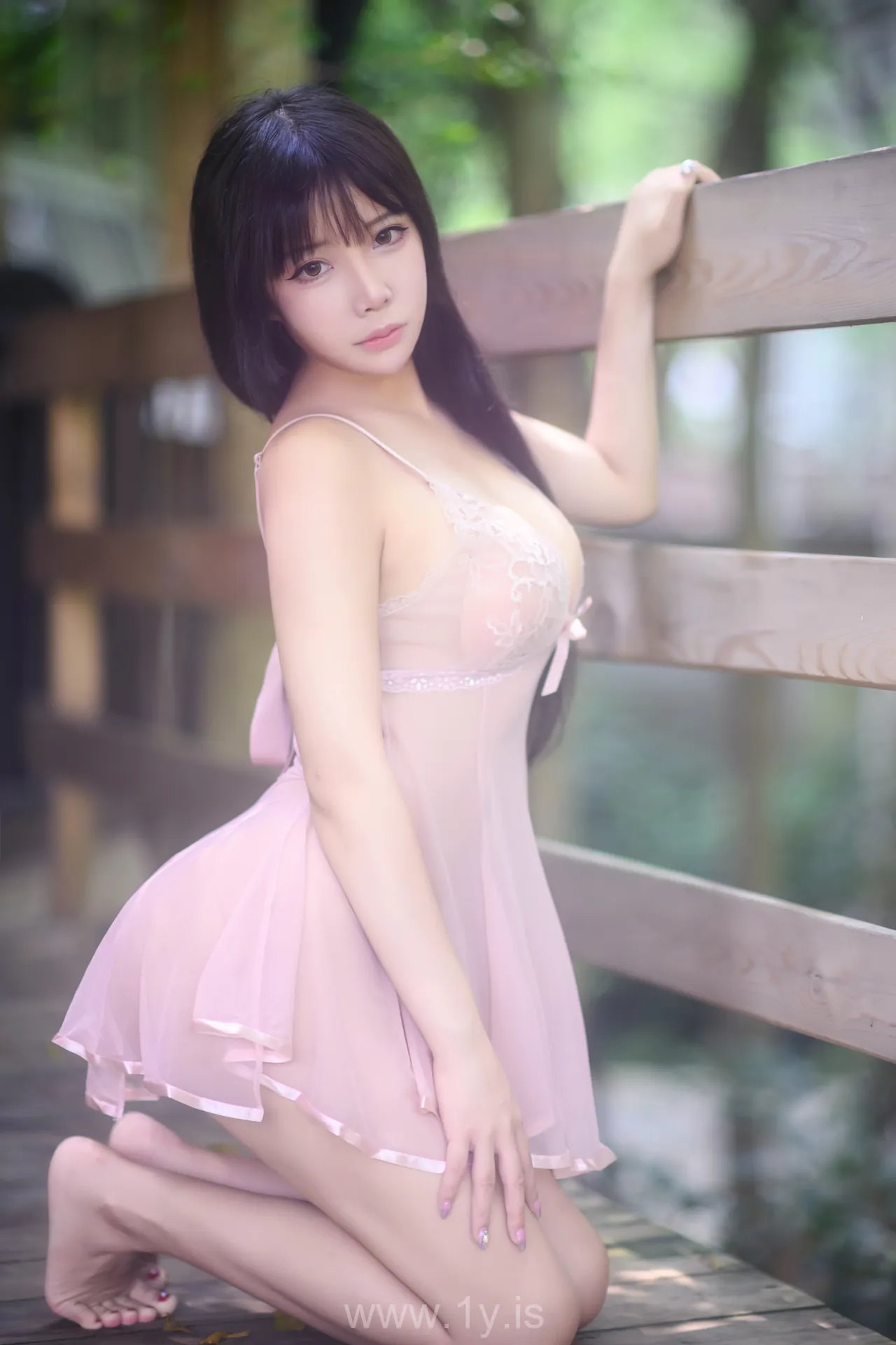 抱走莫子 VOL.25 写真本