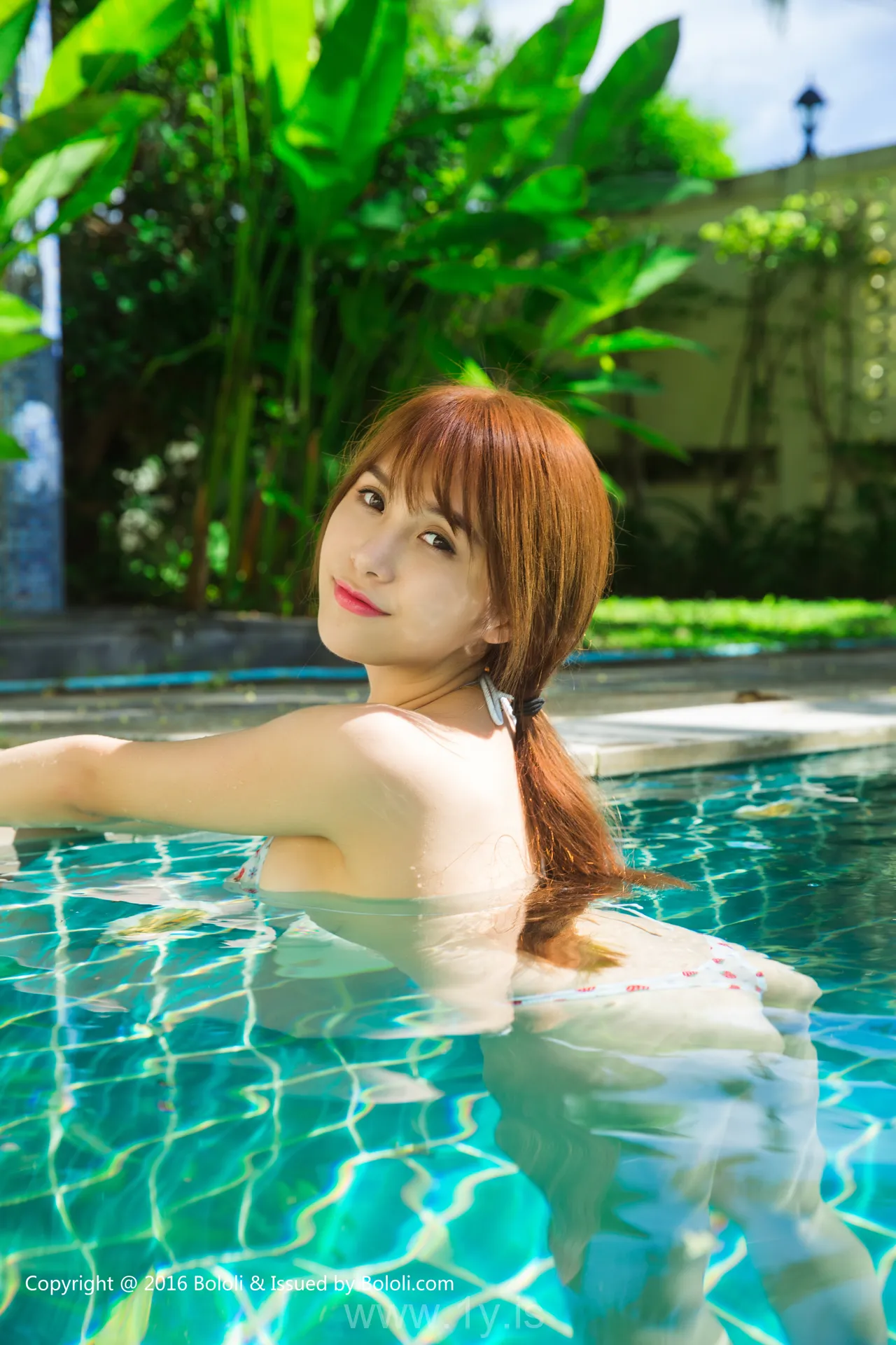 Bololi(菠萝社) Vol.002夏美酱普吉岛写真 Lovely & Cute Chinese Women 夏美酱普吉岛写真