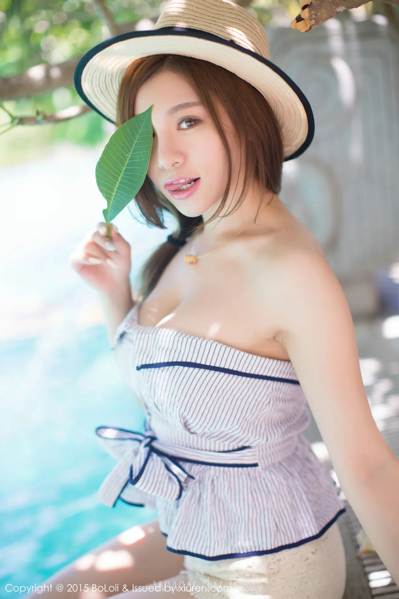 Bololi(菠萝社) Vol.014刘娅希 Appealing Asian Hottie 刘娅希