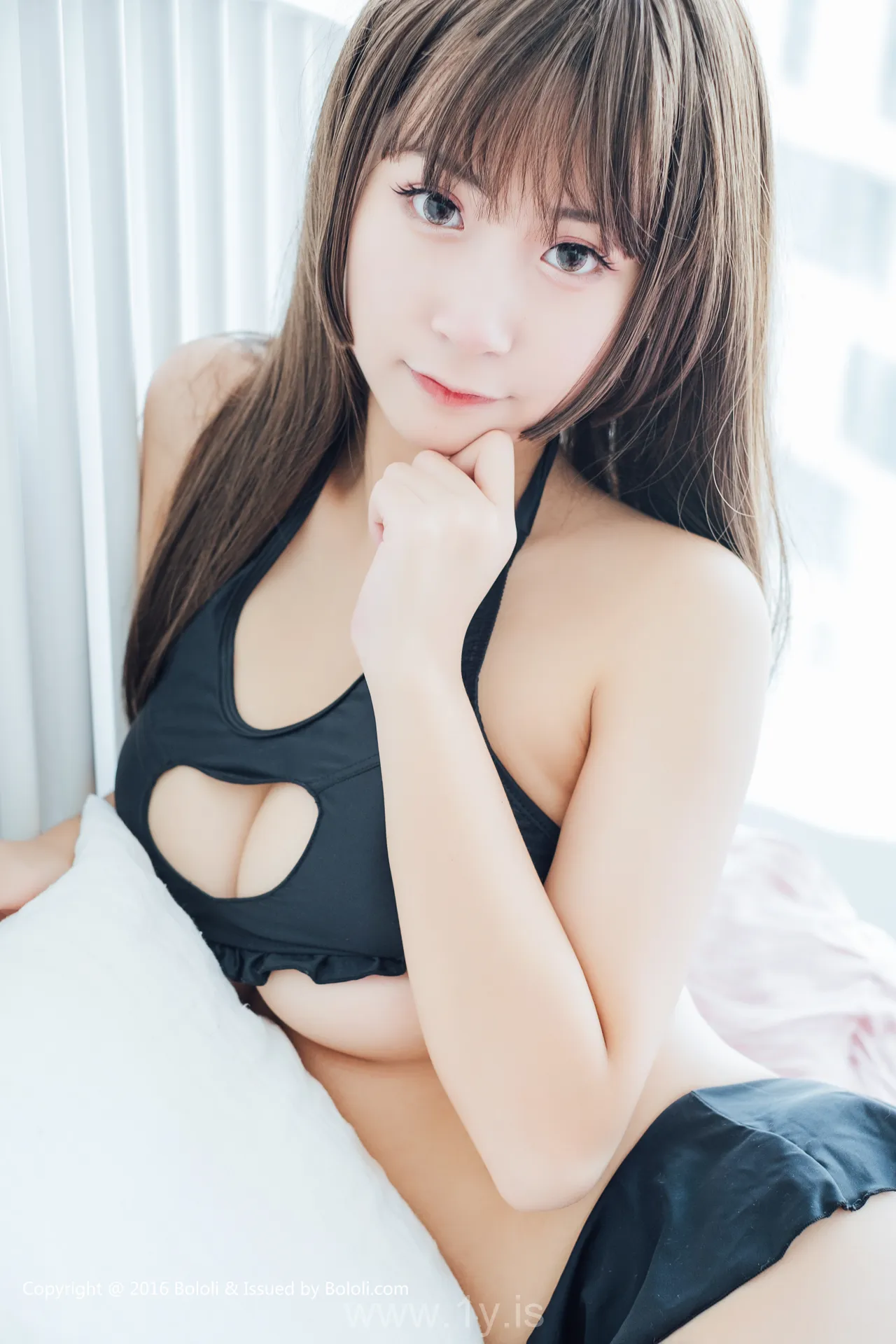 Bololi(菠萝社) Vol.020猫九酱Sakura Pretty Asian Teen 猫九酱Sakura