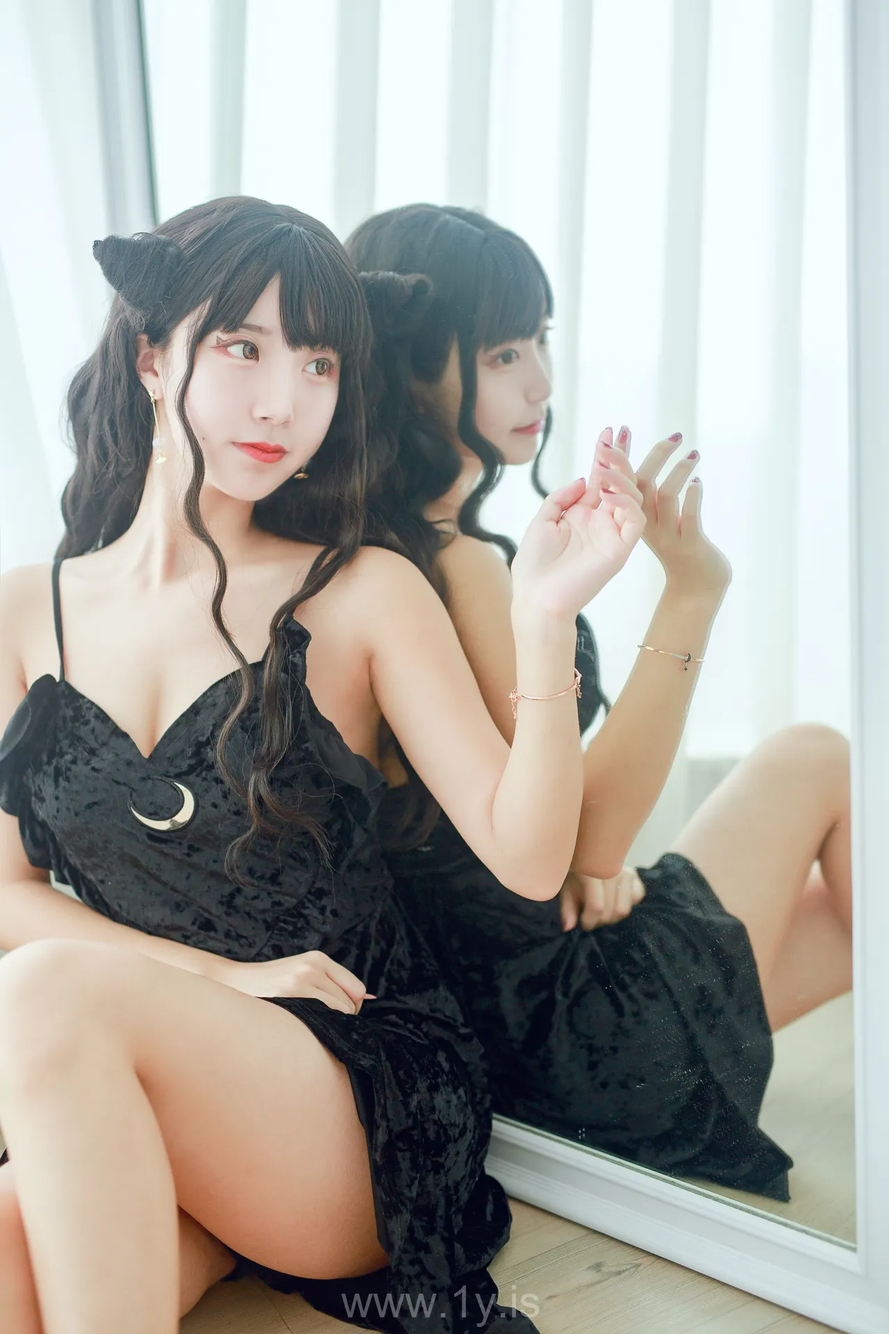 Coser@黑川 NO.027 Attractive Asian Beauty 小恶魔黑裙子