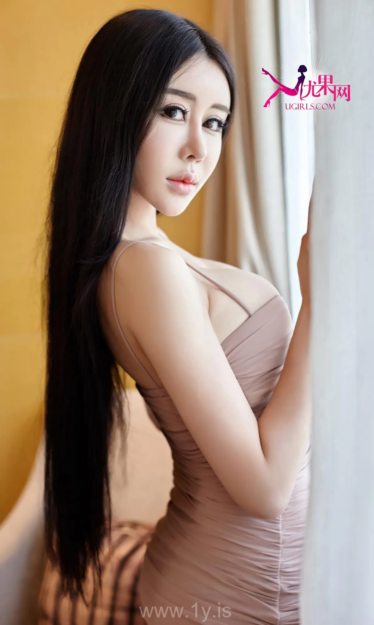 UGIRLS NO.107 Slender Chinese Belle 雪儿美目流盼轻灵动人