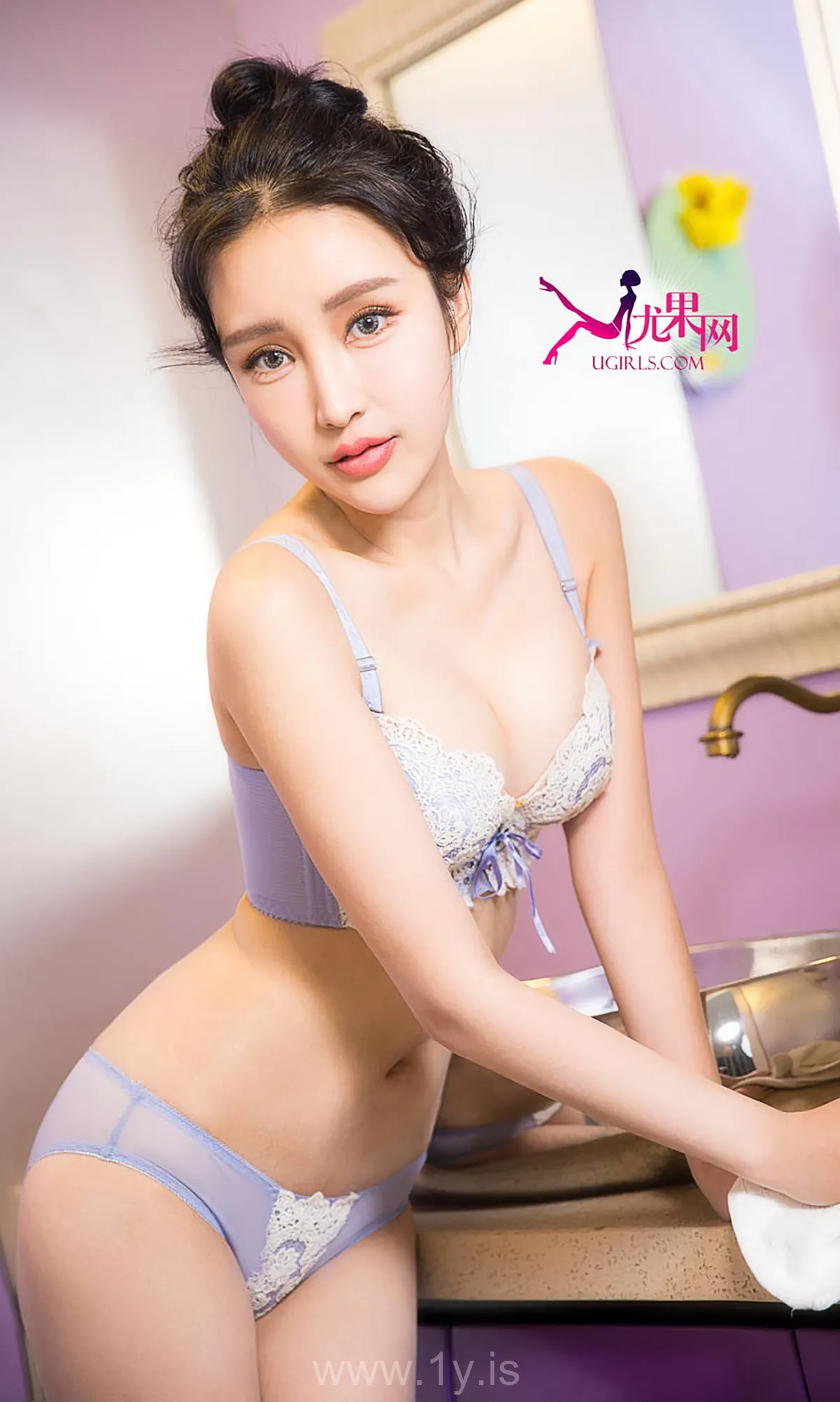 UGIRLS NO.206 Well-developed Chinese Peri 米诺