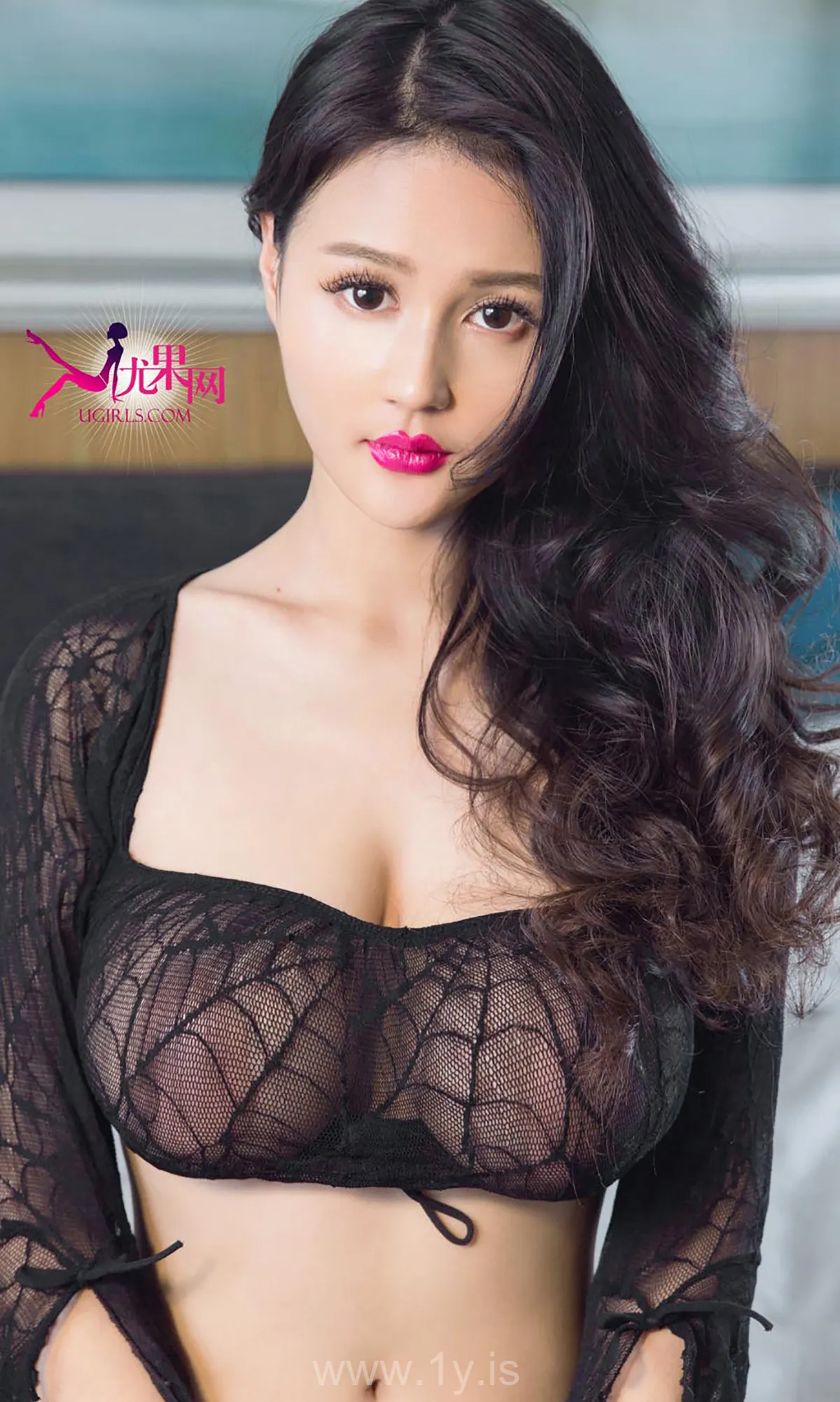 UGIRLS NO.269 Fashionable & Delightful Chinese Model 晨曦二度窒息