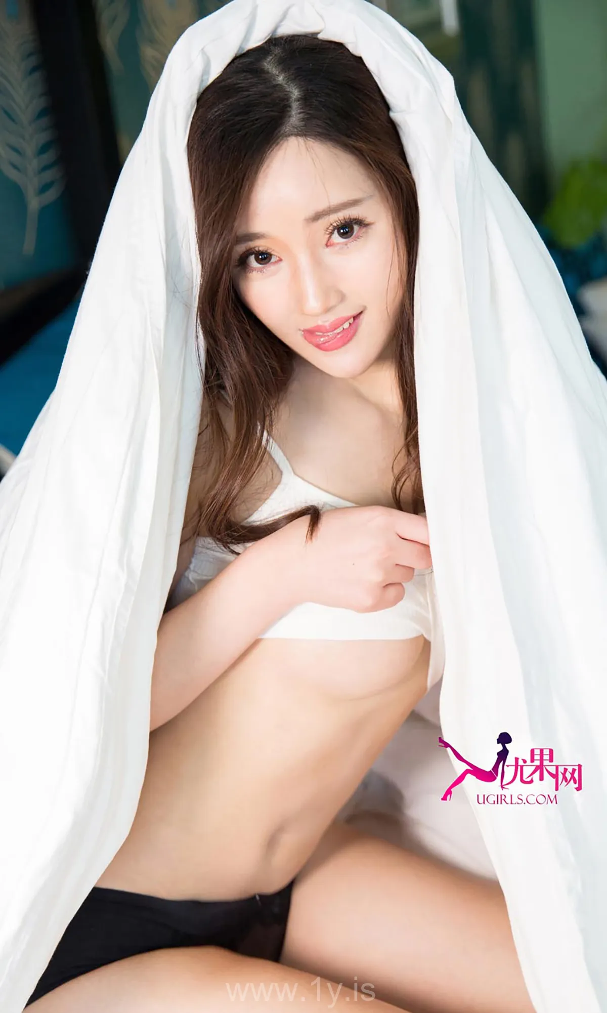 UGIRLS NO.278 Pretty & Slim Chinese Beauty 晴天又能再多爱一天