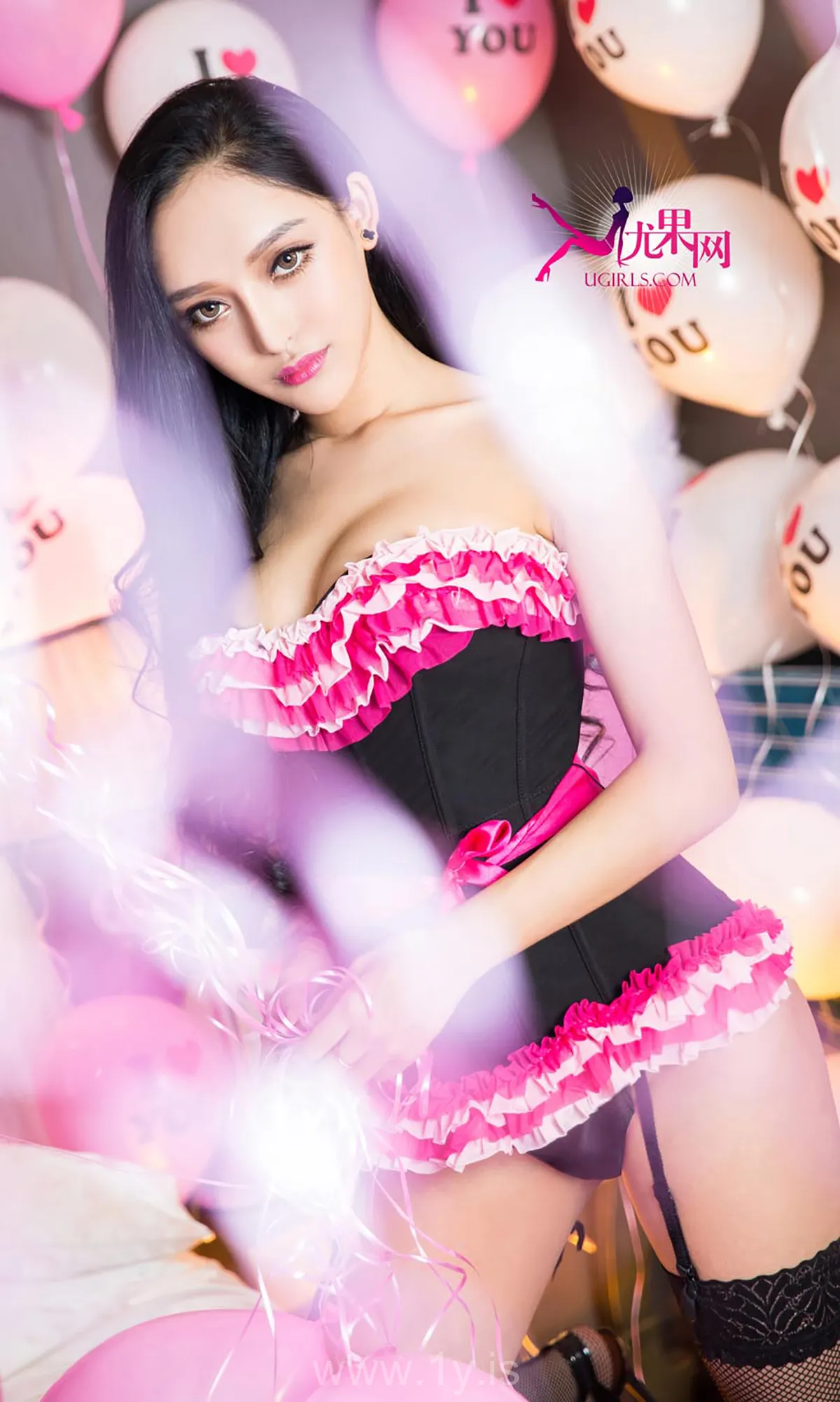 UGIRLS NO.300 Gorgeous & Fancy Chinese Hottie 白色情人节