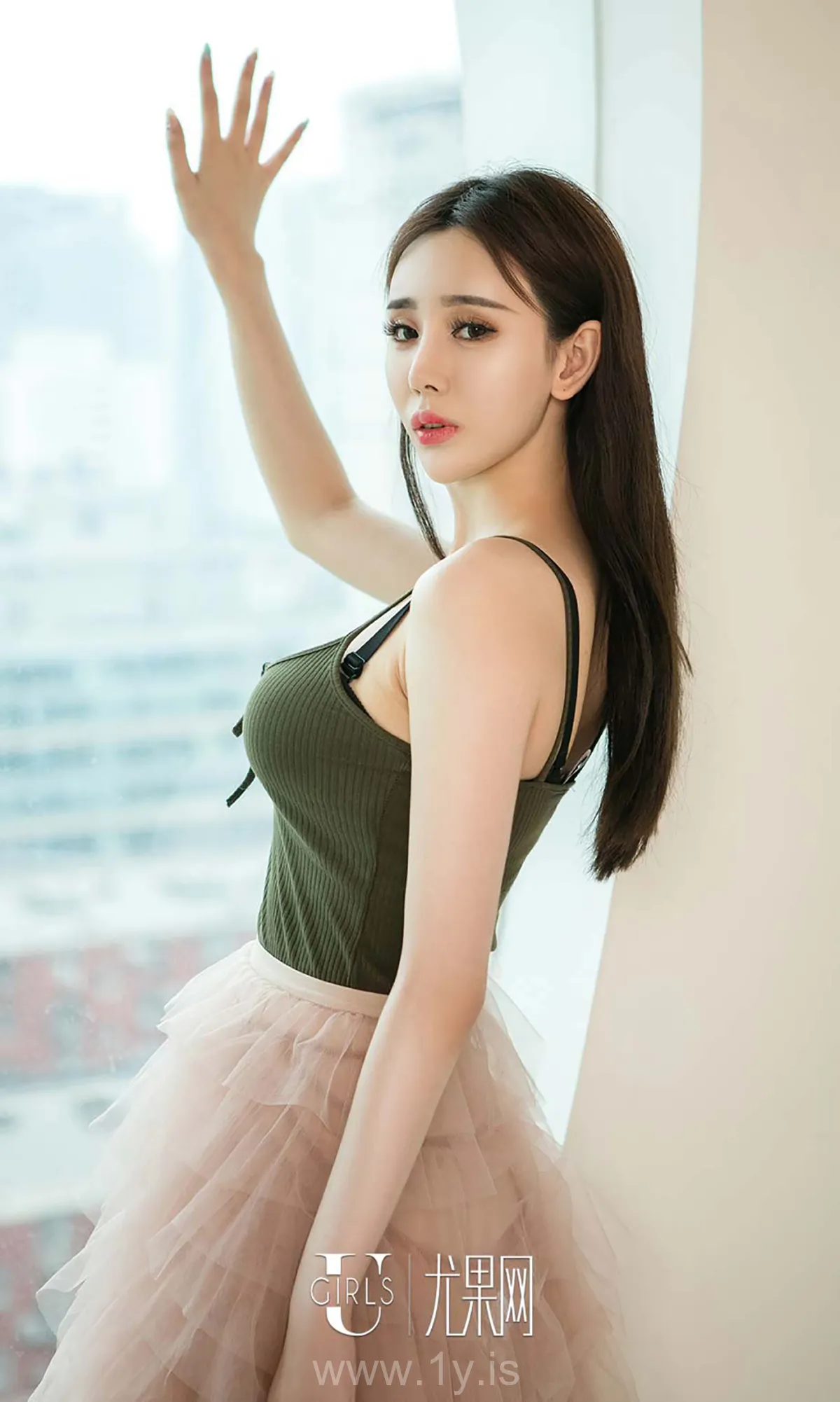 UGIRLS NO.375 Graceful & Well-developed Chinese Women 于思琪2