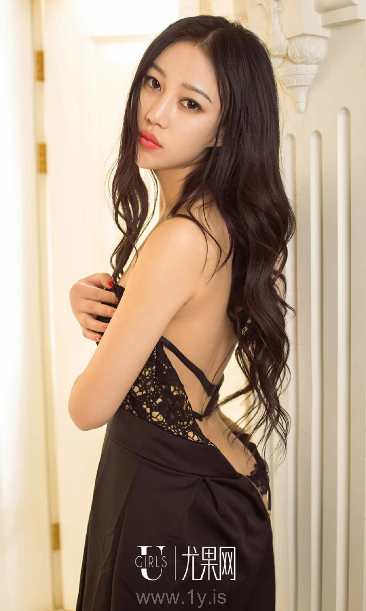 UGIRLS NO.723 Extraordinary & Stunning Chinese Chick 依然