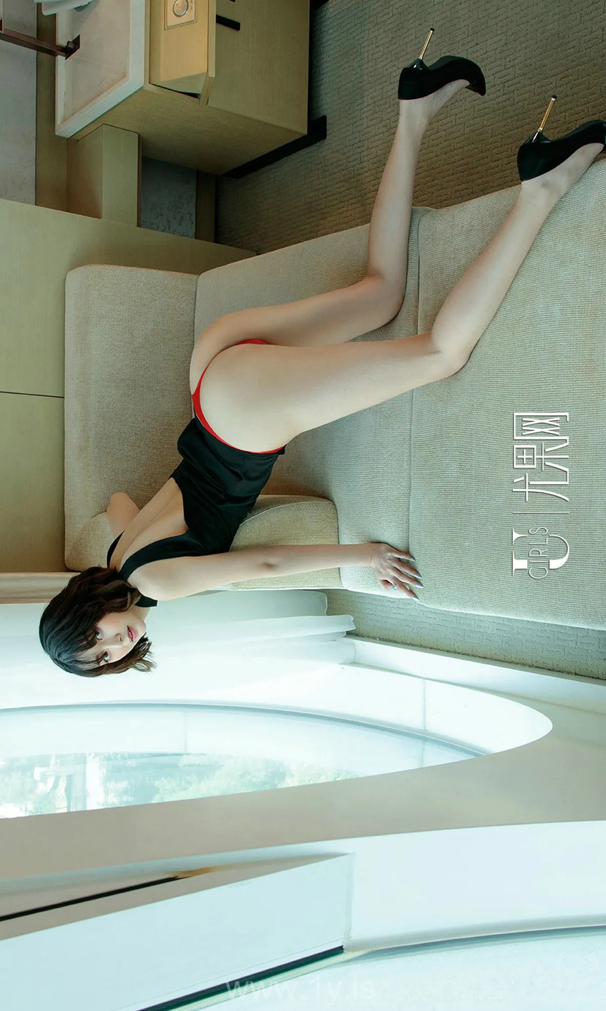 UGIRLS NO.1145 Delightful & Lively Chinese Peri 陈鑫羽