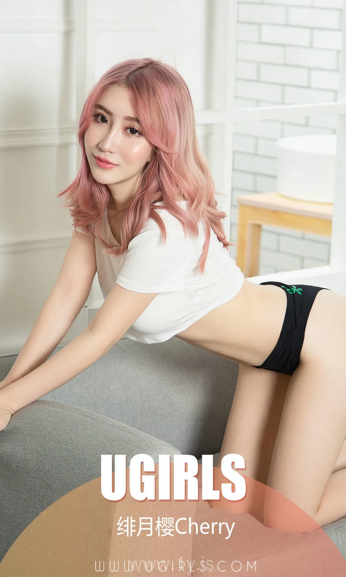 UGIRLS NO.1328 Quiet & Attractive Chinese Homebody Girl 绯月樱Cherry