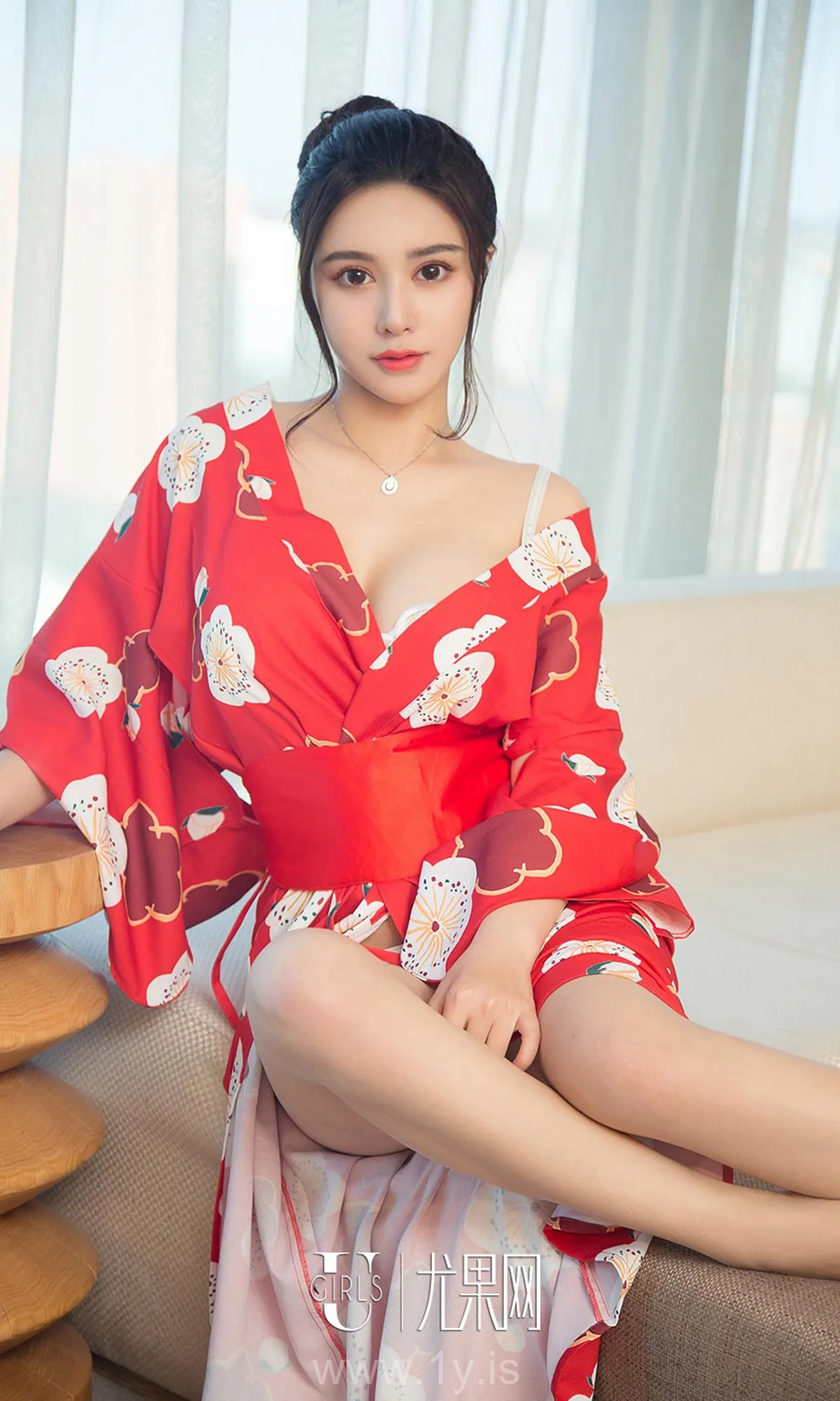 UGIRLS NO.1350 Sexy & Knockout Chinese Girl 珍珠小姐金梓馨