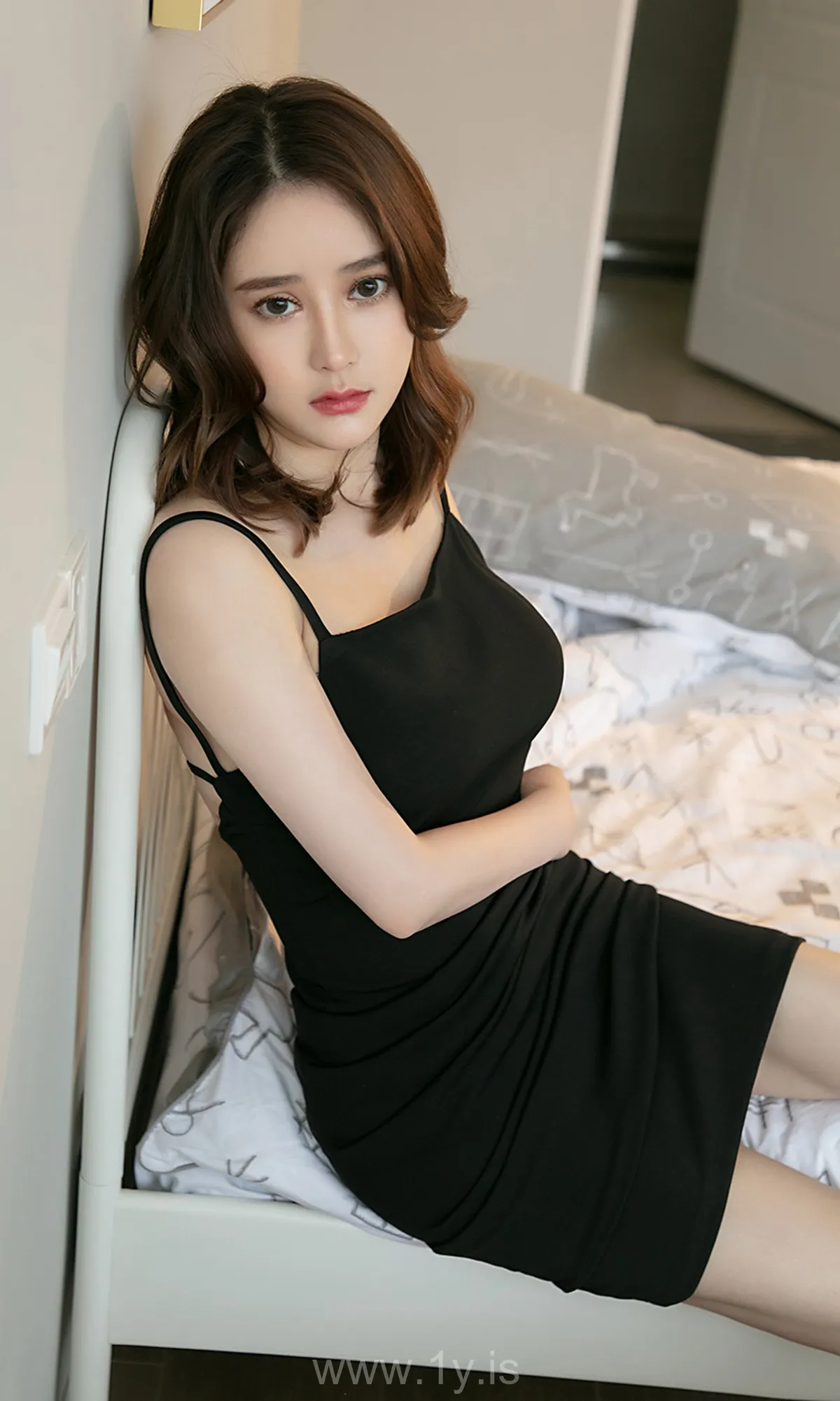 UGIRLS NO.1482 Good-looking & Exquisite Chinese Mature Princess Coral