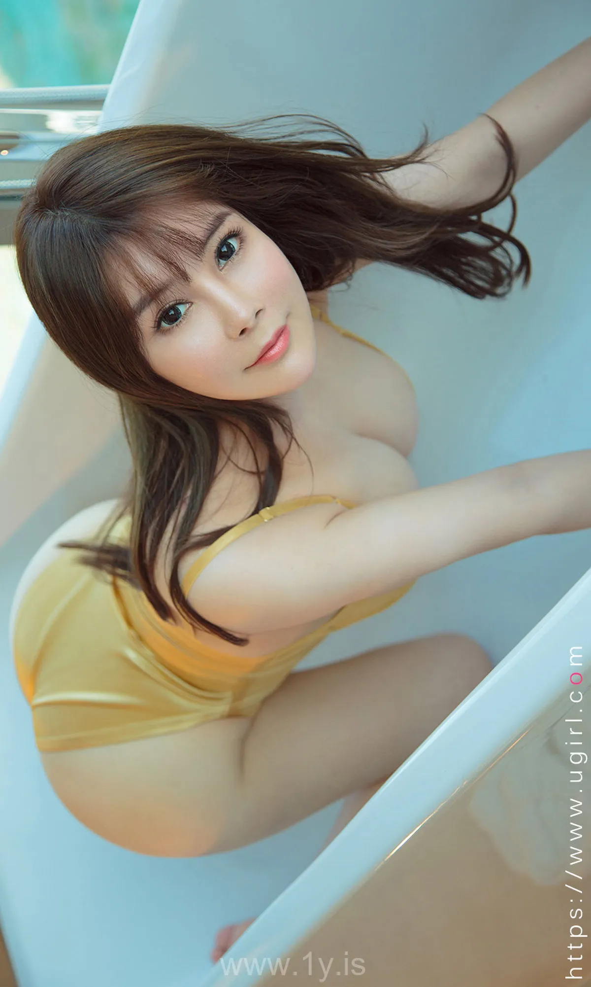 UGIRLS NO.1659 Elegant & Hot Chinese Model 雪千寻大白兔《再次遇见》