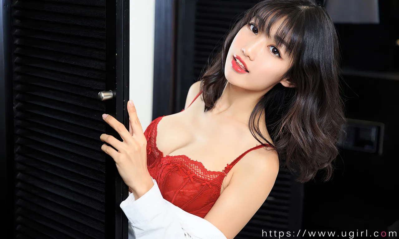 UGIRLS NO.1681 Pretty Chinese Teen 小文《清纯记忆》