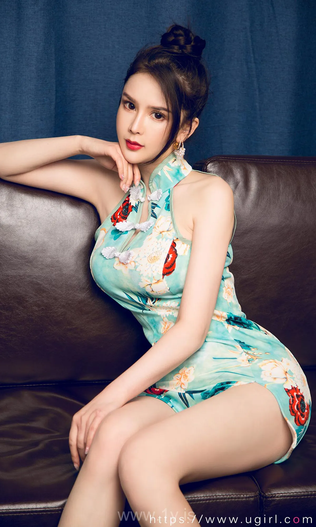 UGIRLS NO.1817 Lovely Chinese Belle 大小姐的裙摆李丽莎