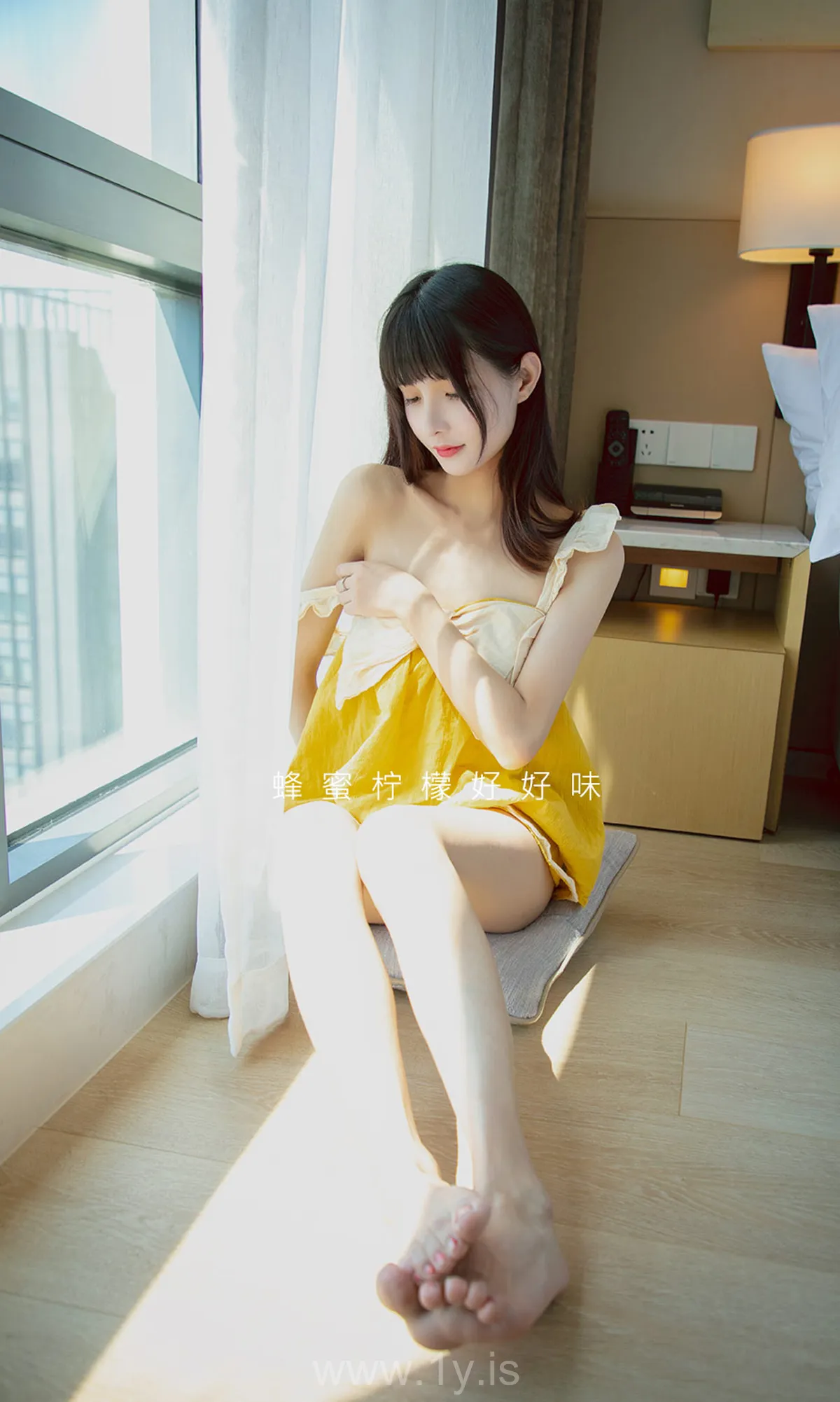 UGIRLS NO.2134 Pretty Chinese Mature Princess 猫猫小甜柠