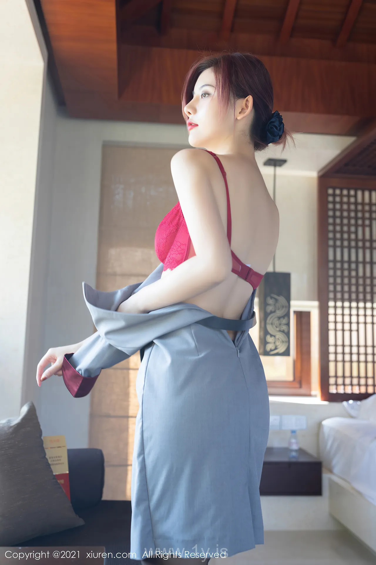 XIUREN(秀人网) NO.3295 Elegant Chinese Cutie 就是阿朱啊