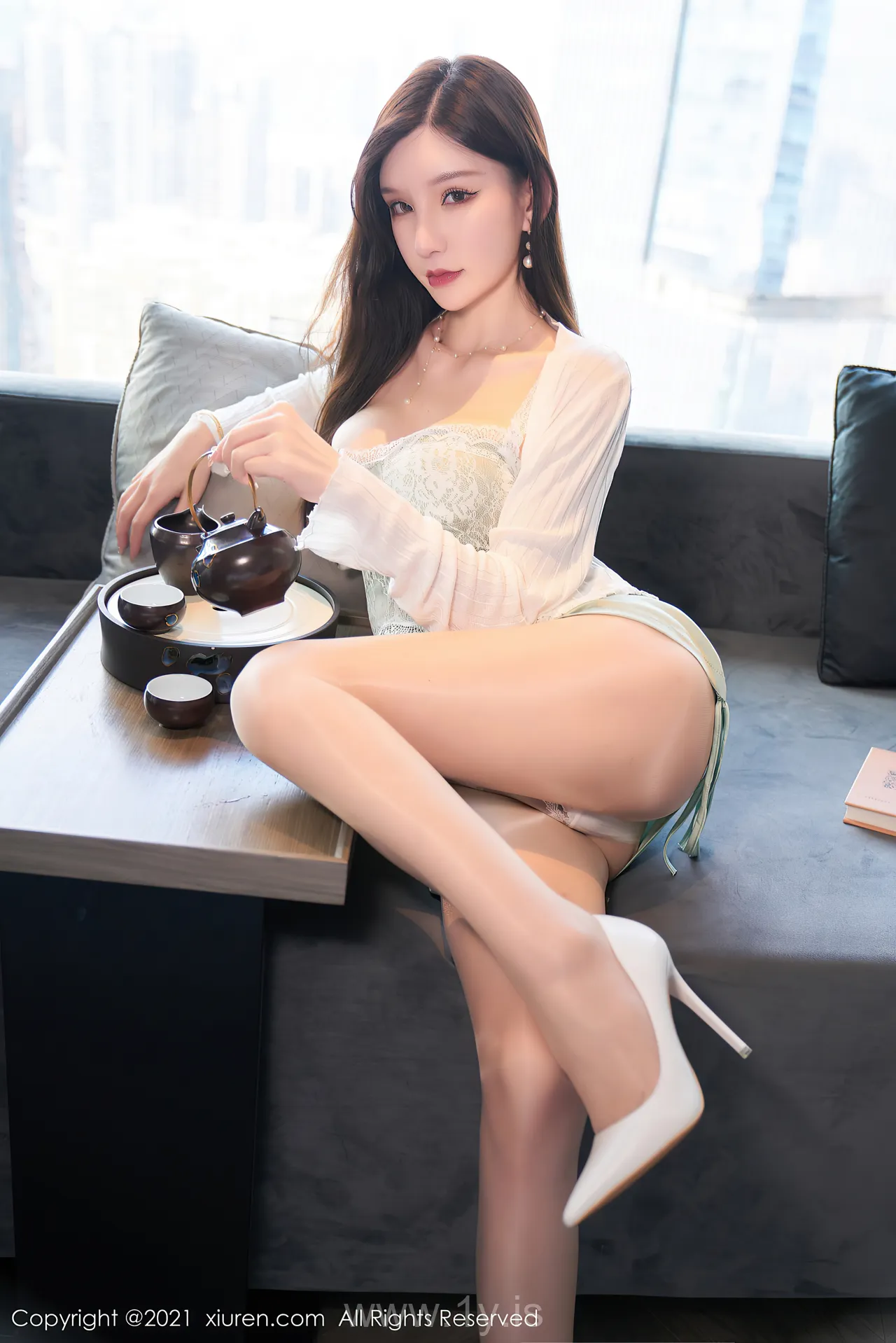 XIUREN(秀人网) NO.4054 Delightful & Lively Chinese Babe 周于希Sandy