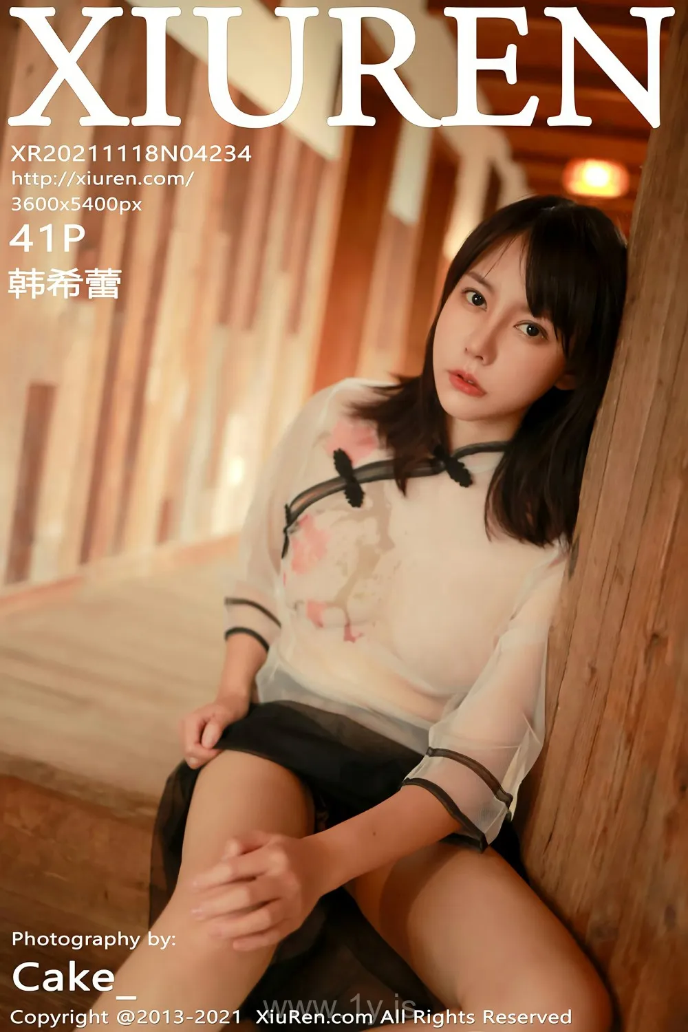 XIUREN(秀人网) NO.4234 Charming & Fashionable Chinese Homebody Girl 韩希蕾