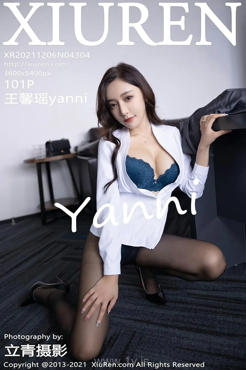 XIUREN(秀人网) NO.4304 Fancy & Refined Asian Beauty 王馨瑶yanni_办公室写真