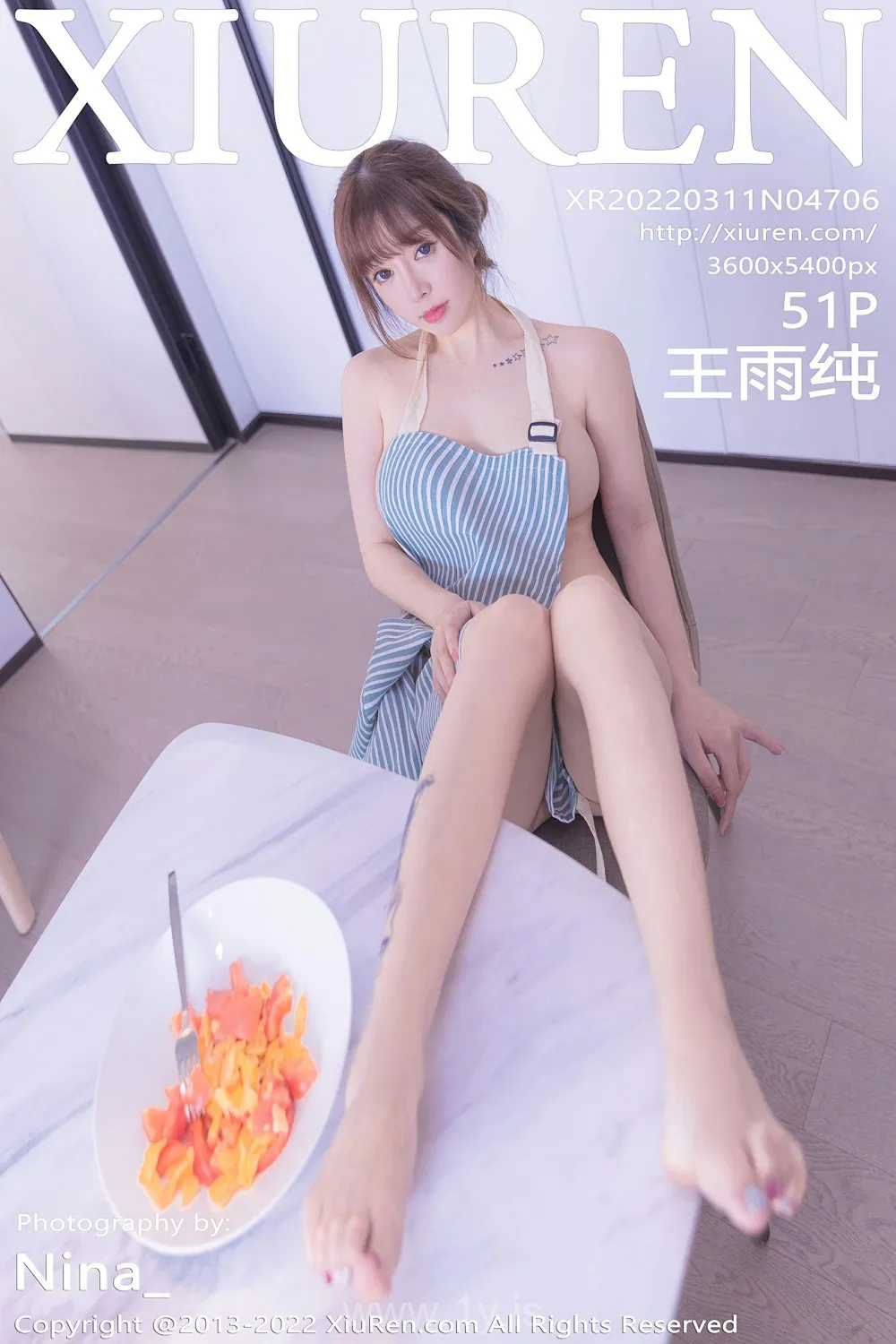 XIUREN(秀人网) NO.4706 Decent & Pretty Chinese Cougar 王雨纯_性感厨娘