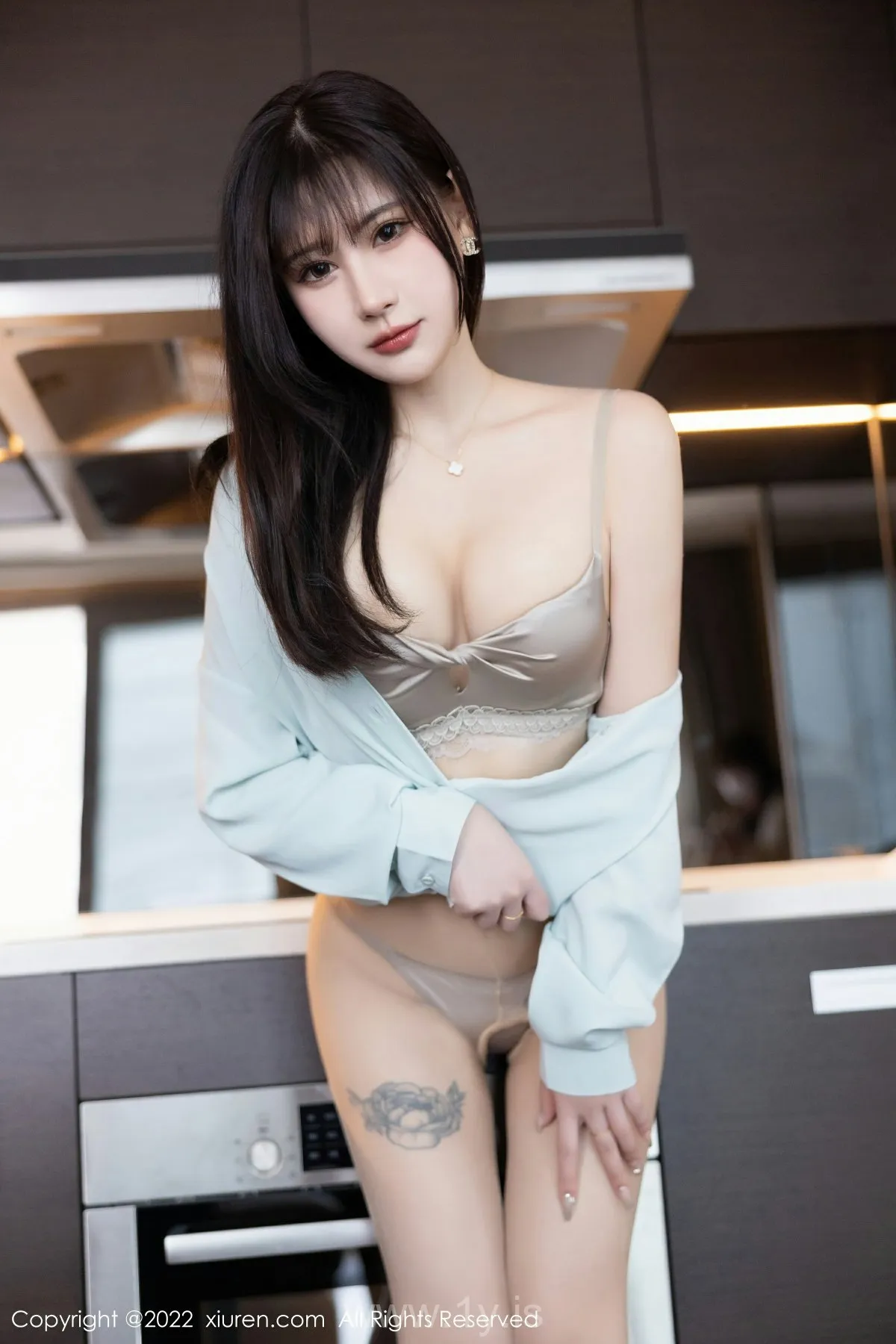 XIUREN(秀人网) No.5555 Quiet Asian Hottie 张欣欣