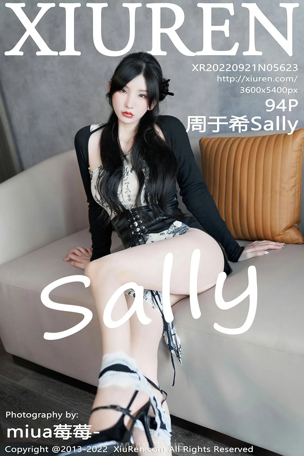 XIUREN(秀人网) No.5623 Fashionable & Classy Chinese Belle 周于希Sally