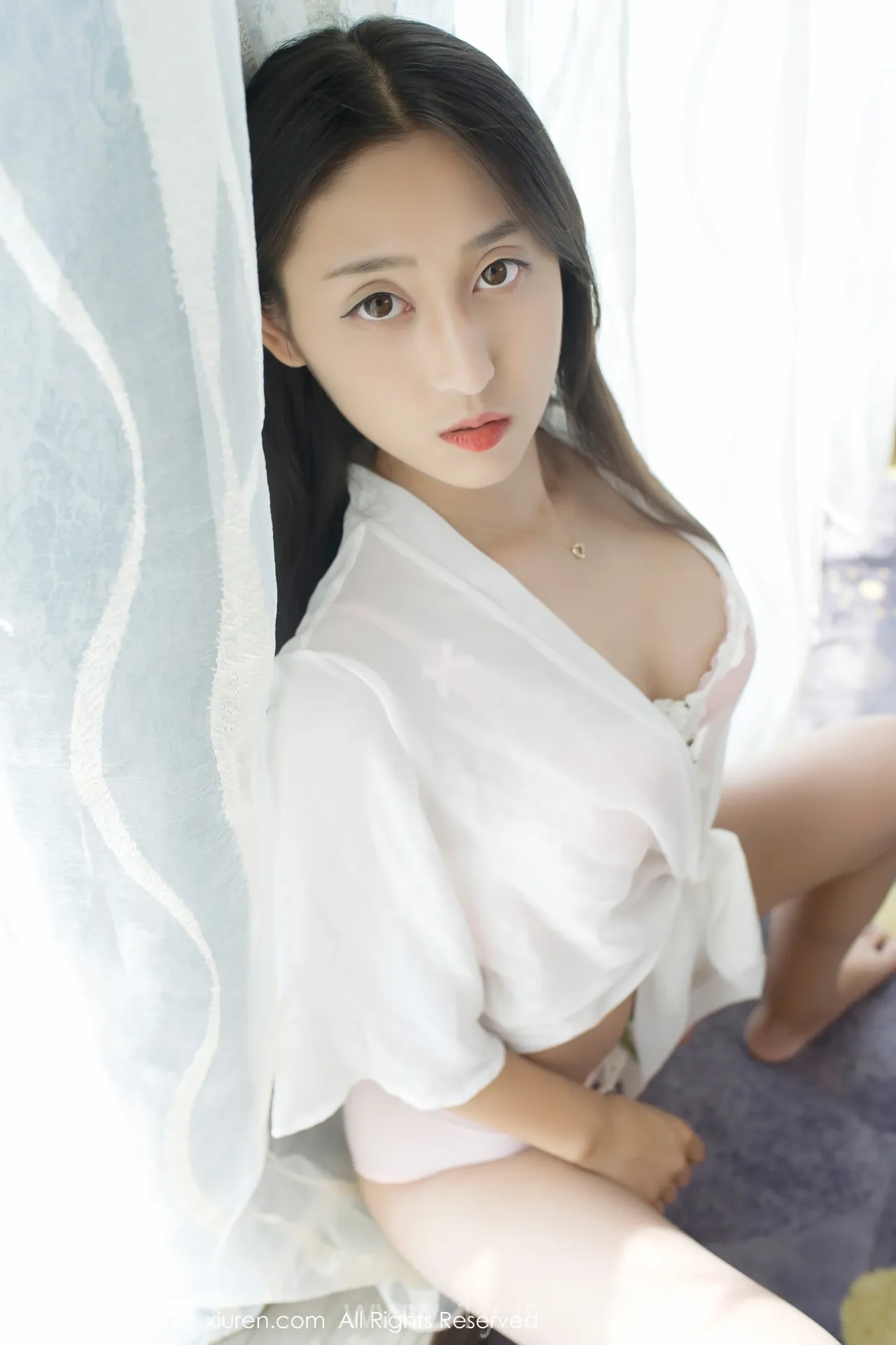 XIUREN(秀人网) NO.802 Classy Asian Babe 雨涵Iris