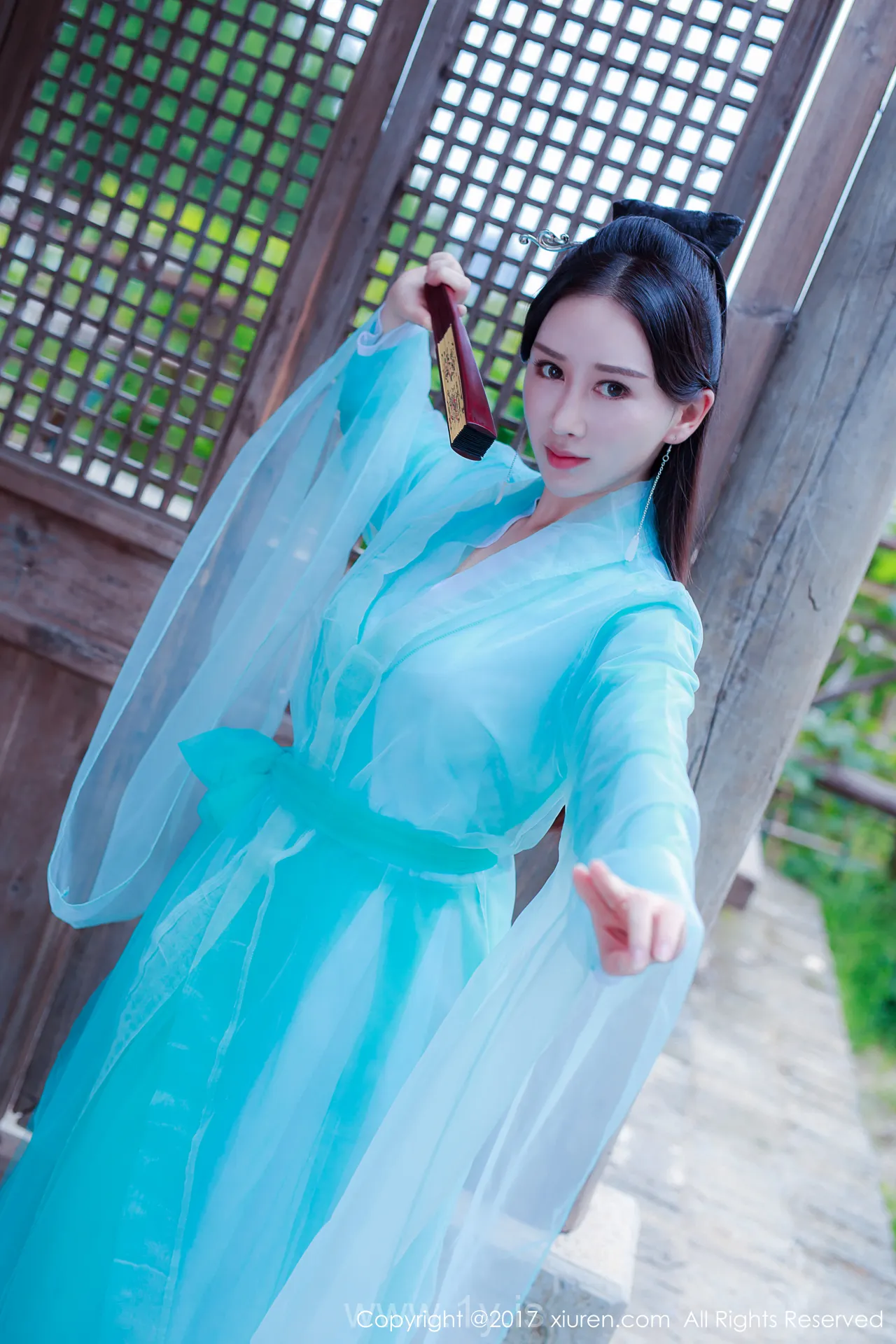 XIUREN(秀人网) NO.804 Good-looking & Exquisite Asian Belle 邹晶晶女王