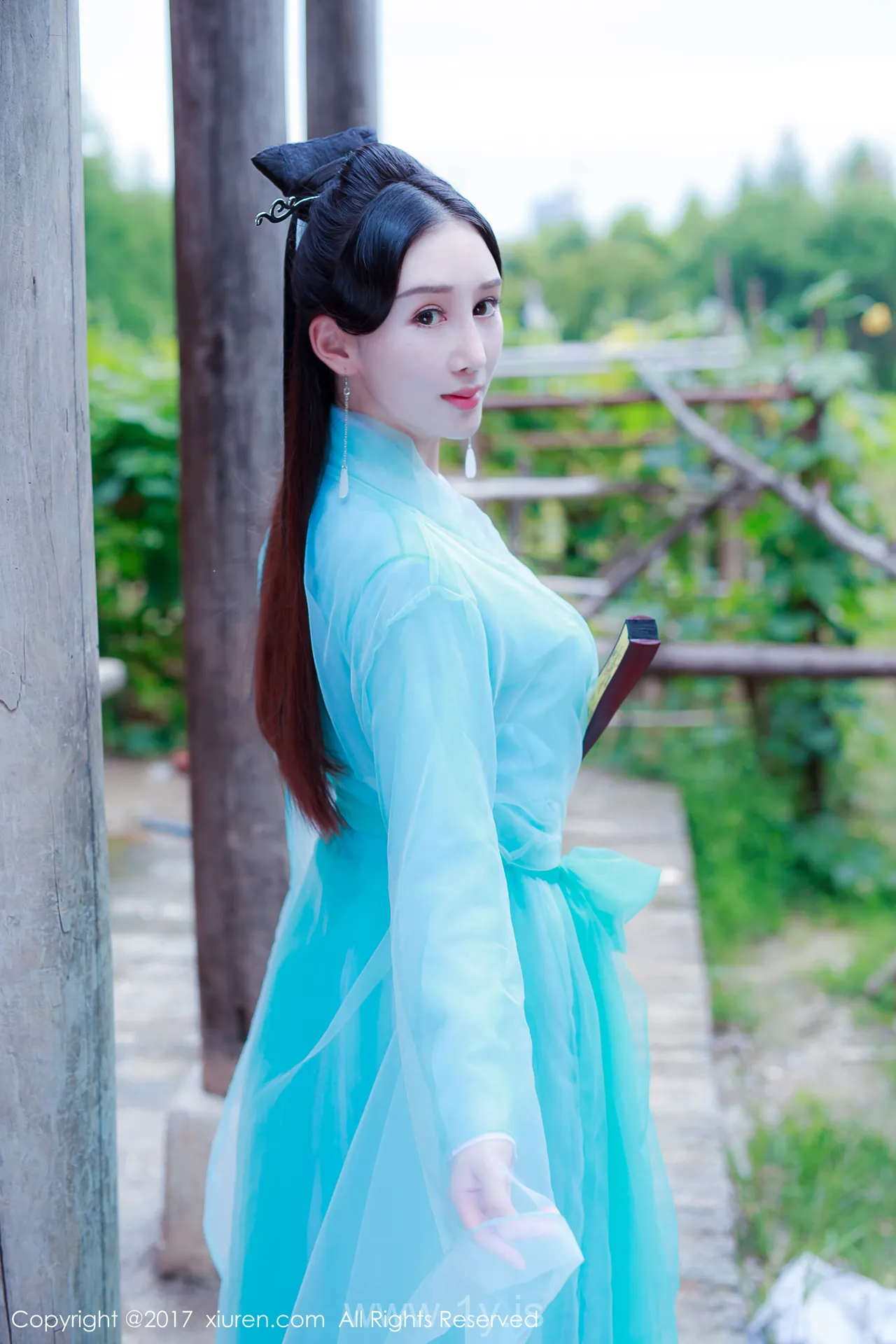 XIUREN(秀人网) NO.804 Good-looking & Exquisite Asian Belle 邹晶晶女王